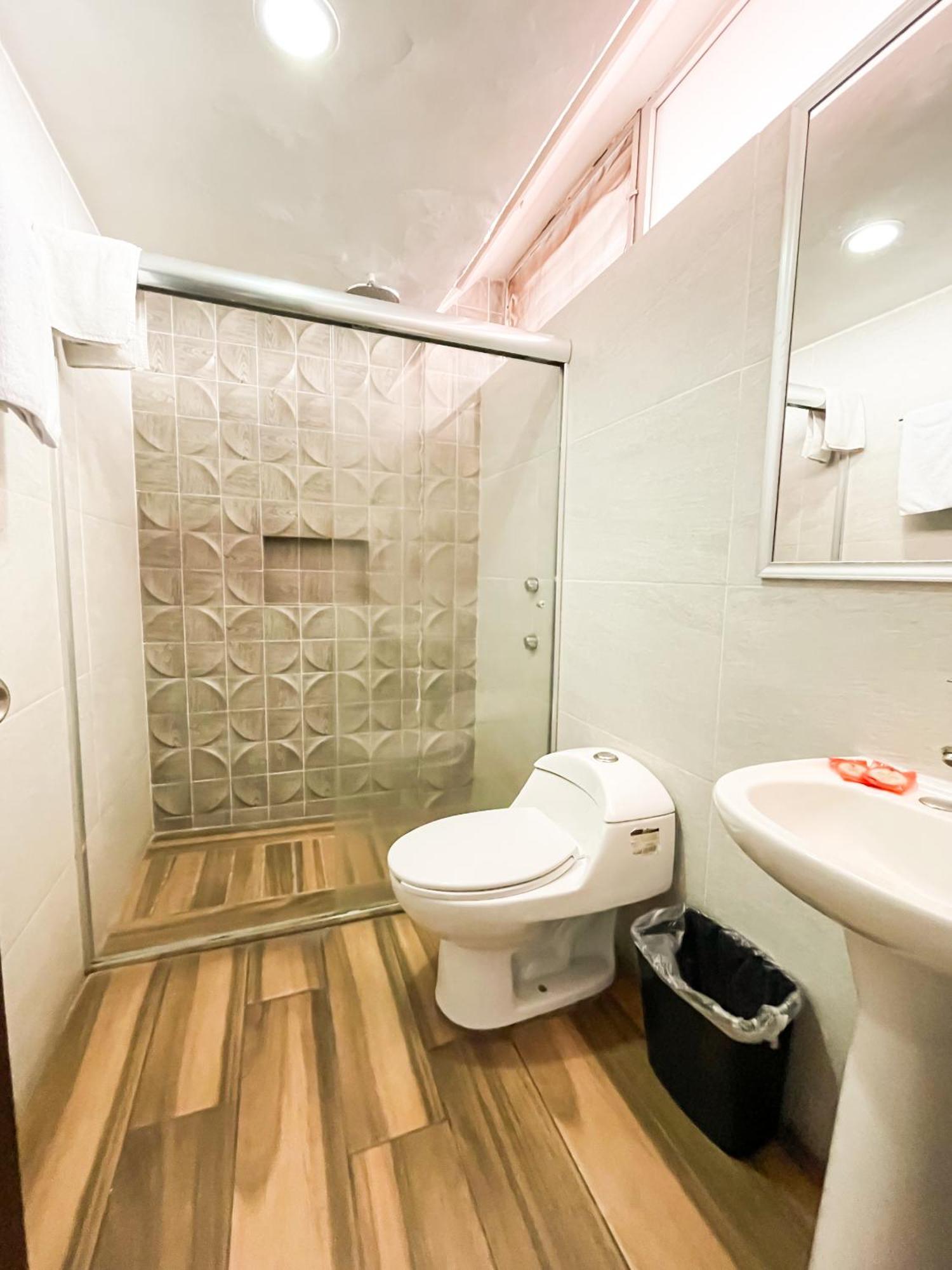 Hotel Expo Plaza Business And Family Guadalajara Zapopan Kültér fotó
